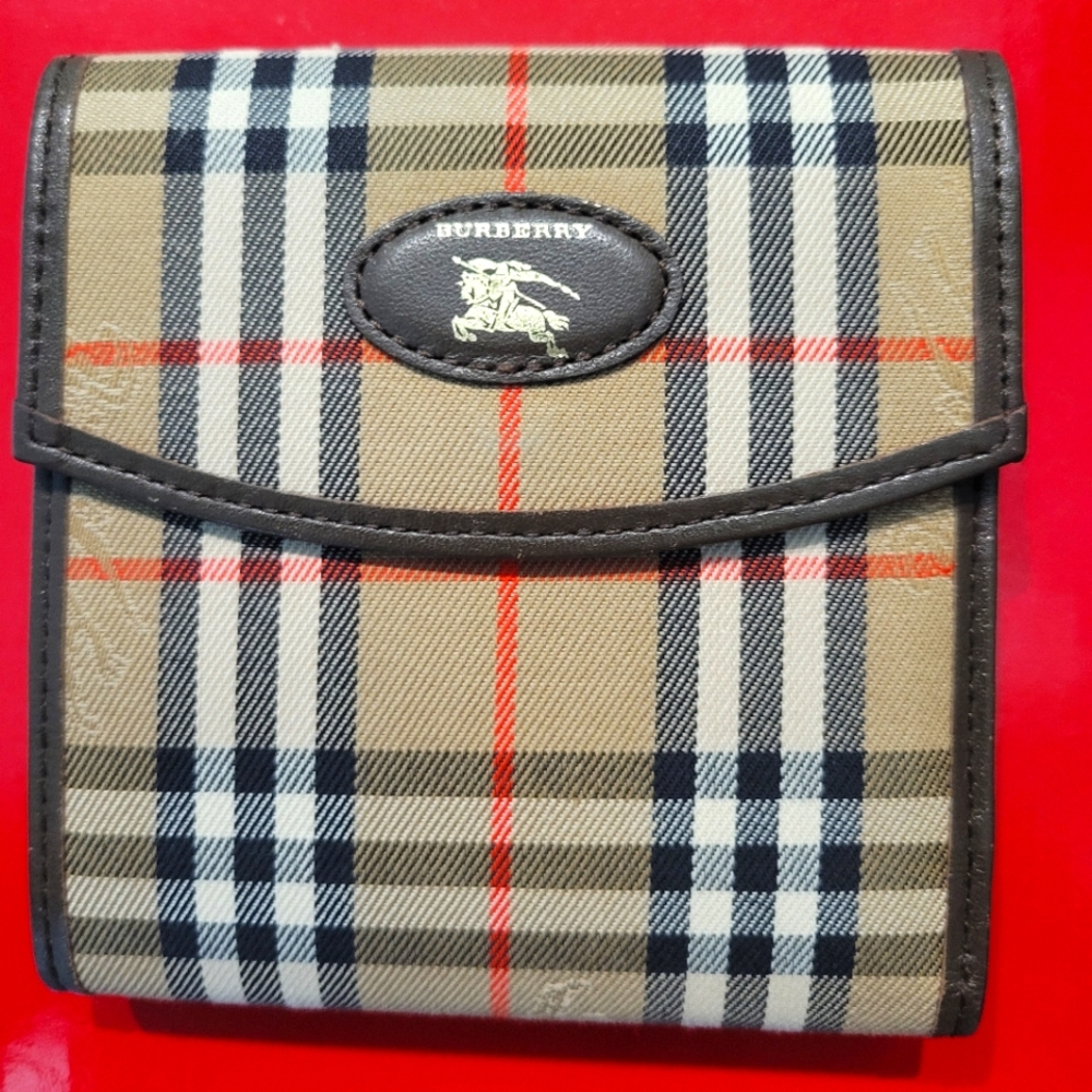 Burberry Beige Black Red Plaid Compact Wallet